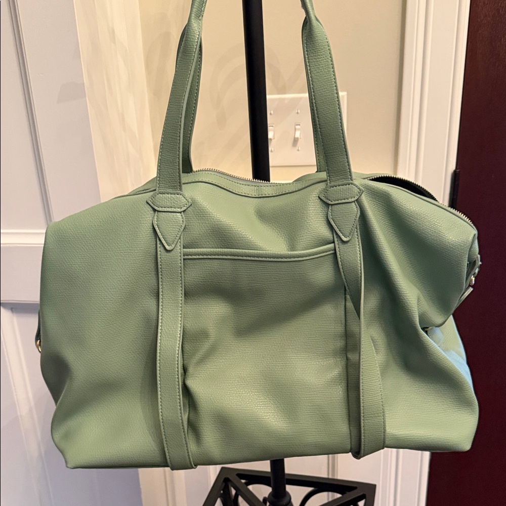 Elegant Green Travel Bag